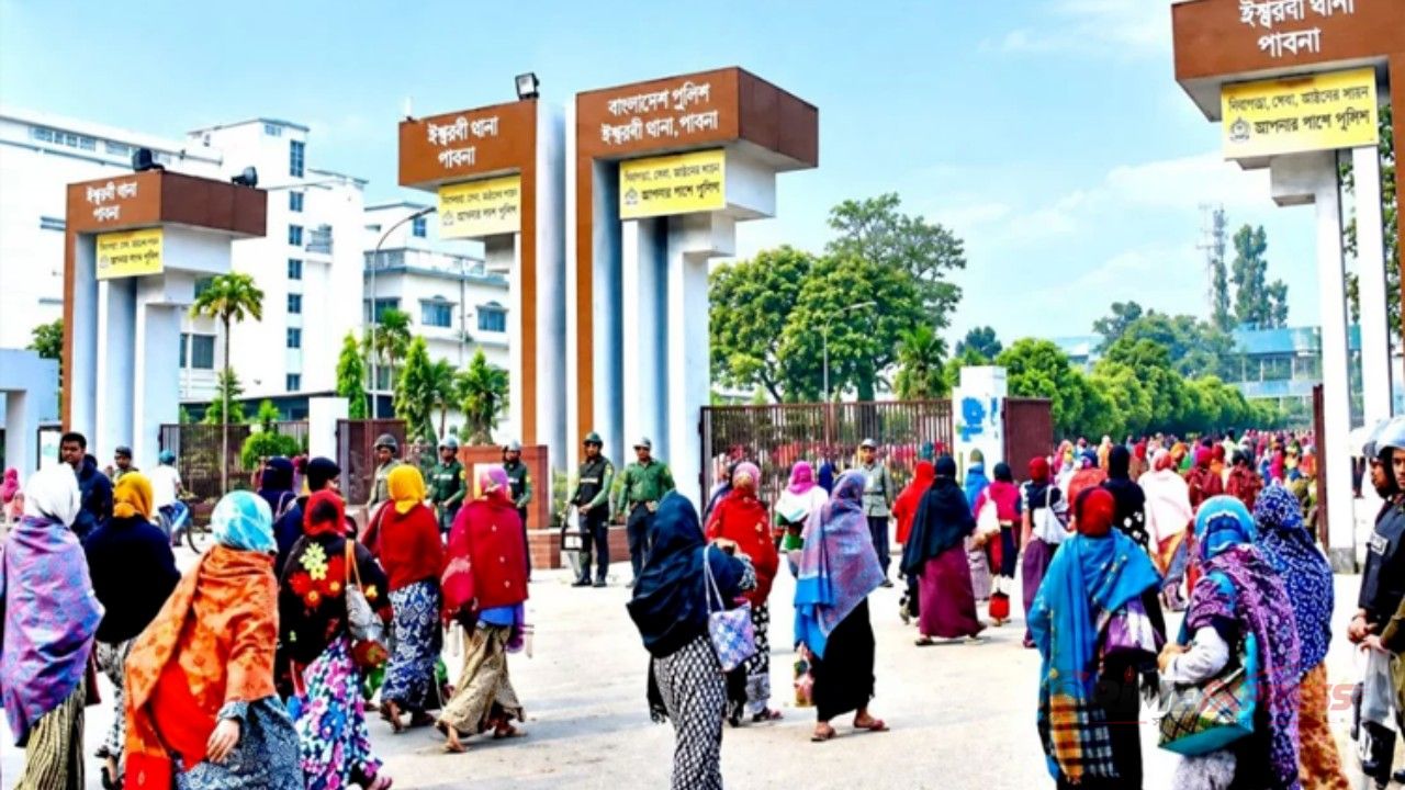 সাড়ে পাঁচশ বছর ধরে নামাজের ধারা, এবার সংরক্ষণের দাবি